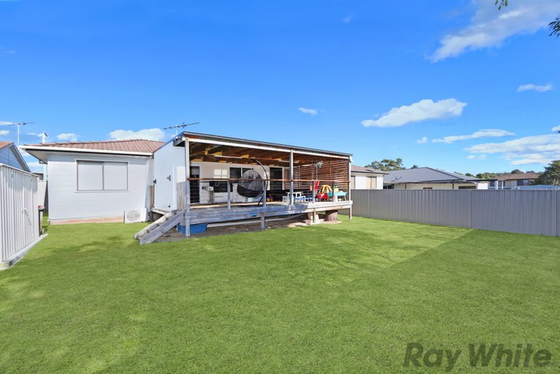 Photo - 49 Robson Avenue, Gorokan NSW 2263 - Image 2