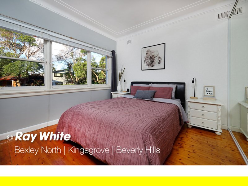 Photo - 49 Rosebank Avenue, Kingsgrove NSW 2208 - Image 7