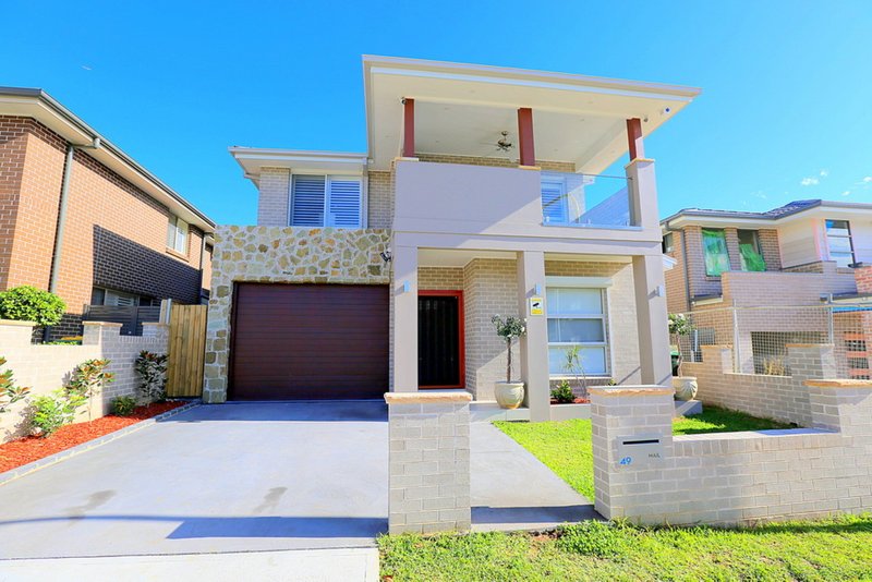 49 Rowe Drive, Potts Hill NSW 2143