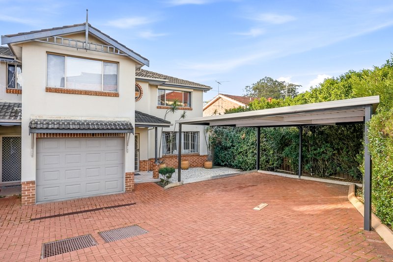 Photo - 49 Royce Street, Greystanes NSW 2145 - Image 2