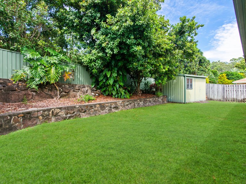 Photo - 49 Saffron Street, Elanora QLD 4221 - Image 3