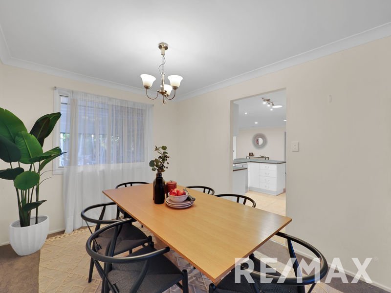 Photo - 49 Saraband Drive, Eatons Hill QLD 4037 - Image 4