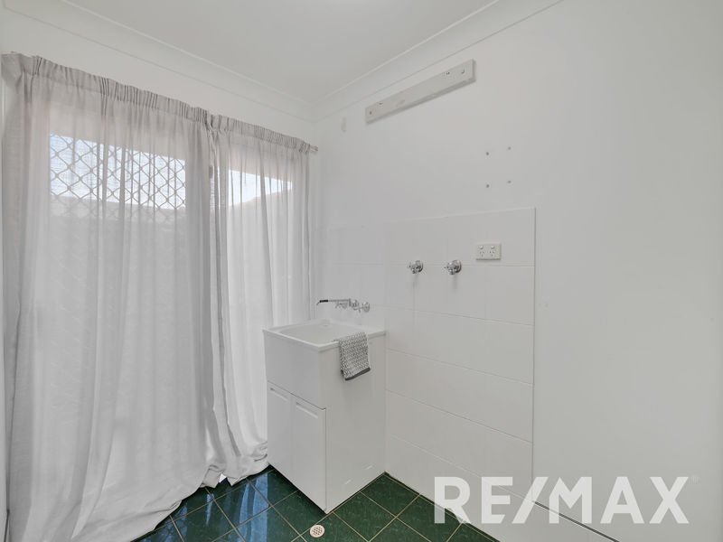 Photo - 49 Saraband Drive, Eatons Hill QLD 4037 - Image 21