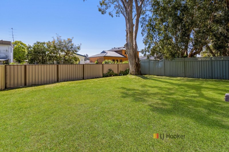 Photo - 49 Scenic Drive, Budgewoi NSW 2262 - Image 4