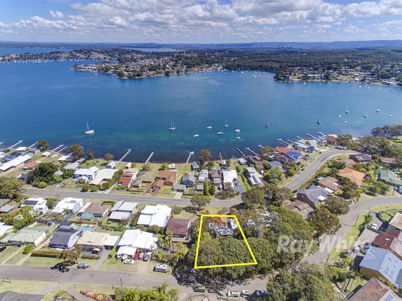 49 Sealand Road, Fishing Point NSW 2283