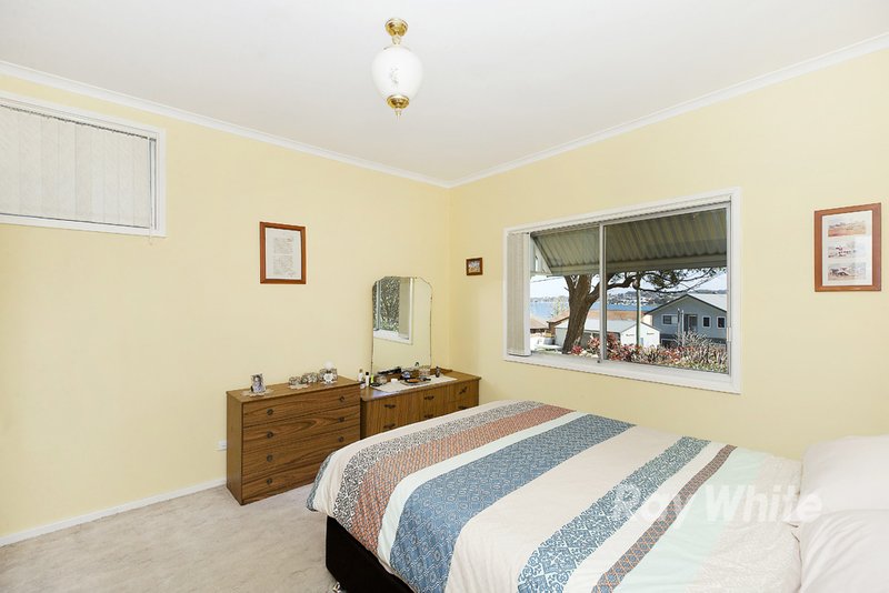 Photo - 49 Sealand Road, Fishing Point NSW 2283 - Image 12