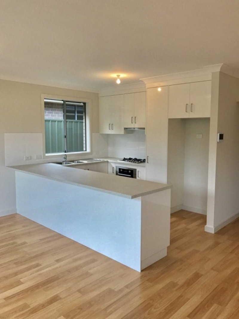 Photo - 49 Seaway Road, Hallett Cove SA 5158 - Image 2