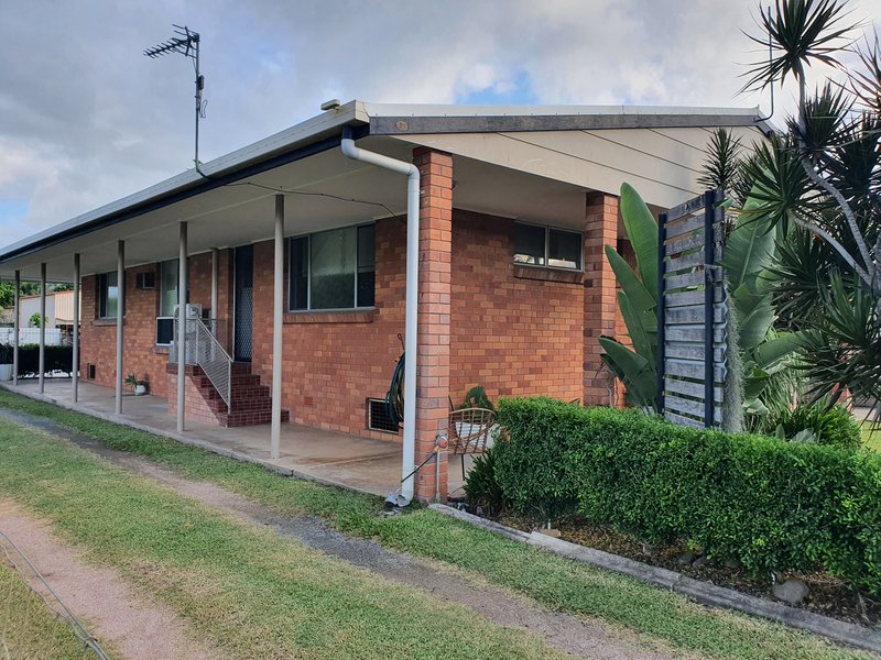 Photo - 49 Seventeenth Street, Home Hill QLD 4806 - Image 3