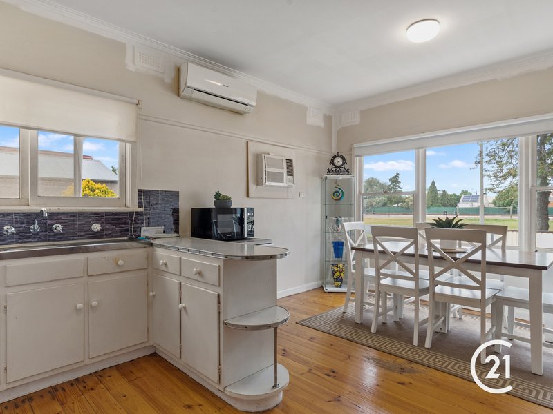 Photo - 49 Simmie Street, Elmore VIC 3558 - Image 3