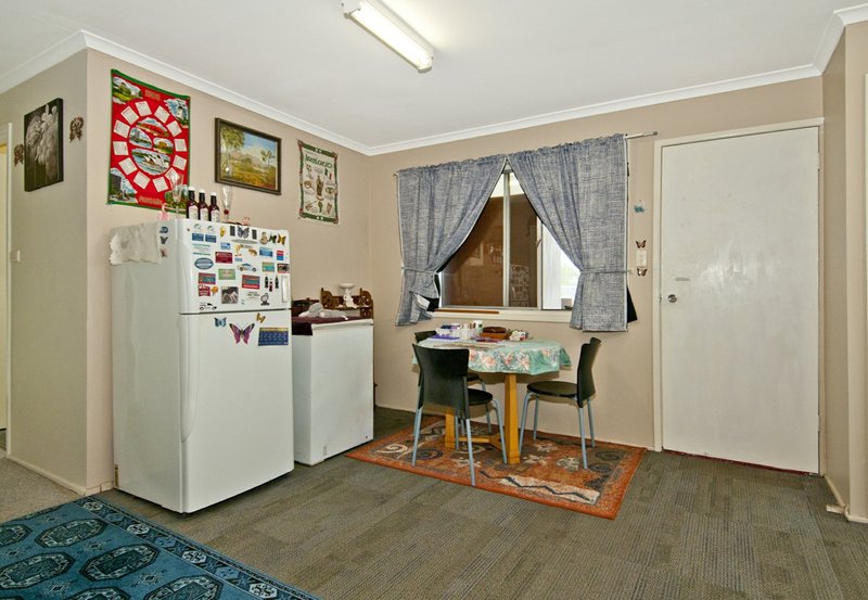 Photo - 49 Spanns Rd , Beenleigh QLD 4207 - Image 6