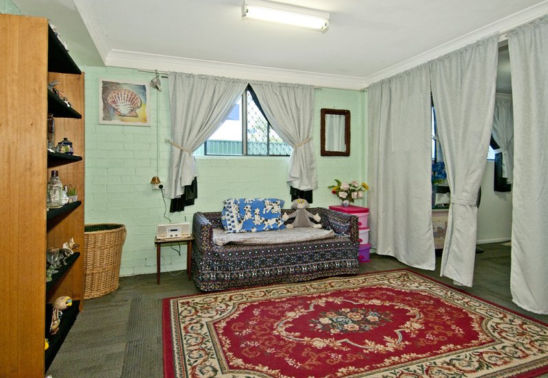 Photo - 49 Spanns Rd , Beenleigh QLD 4207 - Image 16