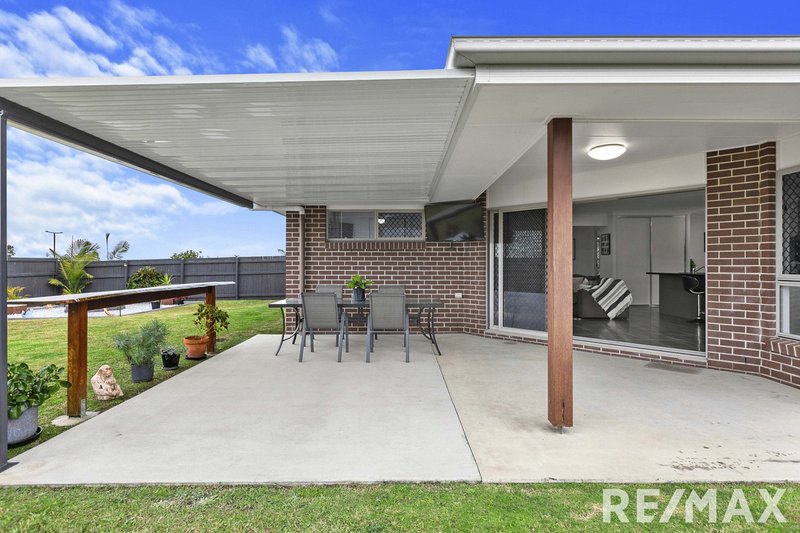 Photo - 49 Spring Way, Nikenbah QLD 4655 - Image 16