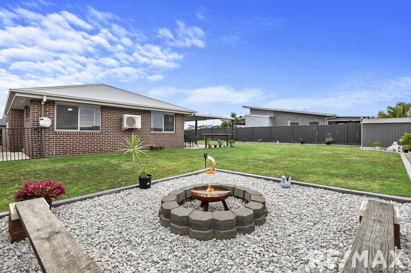 Photo - 49 Spring Way, Nikenbah QLD 4655 - Image 17