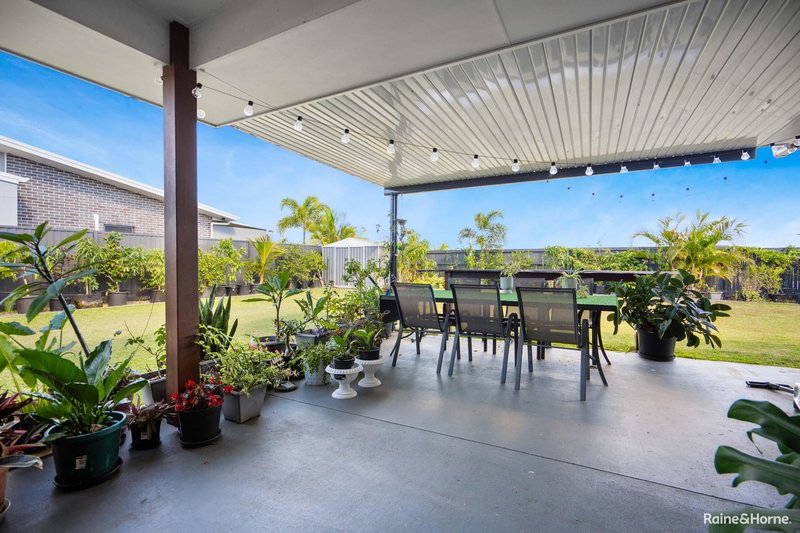 Photo - 49 Spring Way, Nikenbah QLD 4655 - Image 13