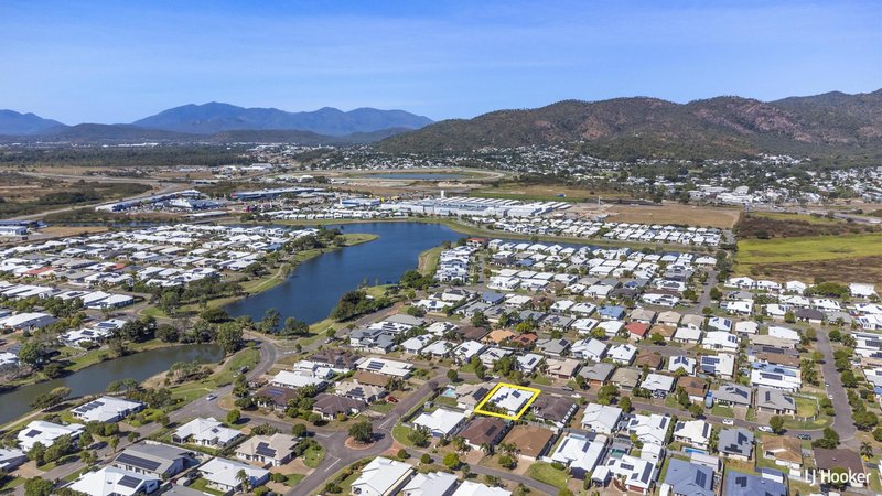 Photo - 49 Springbrook Parade, Idalia QLD 4811 - Image 6