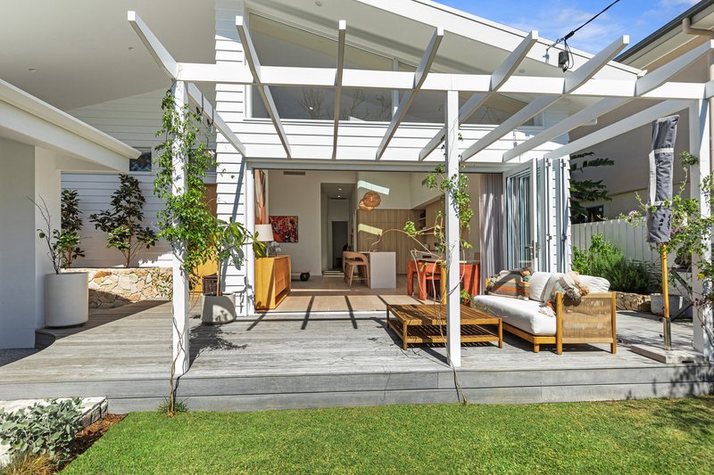 Photo - 49 Station Street, Currumbin Waters QLD 4223 - Image 8