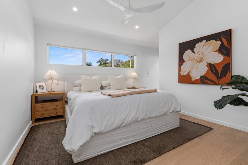 Photo - 49 Station Street, Currumbin Waters QLD 4223 - Image 12