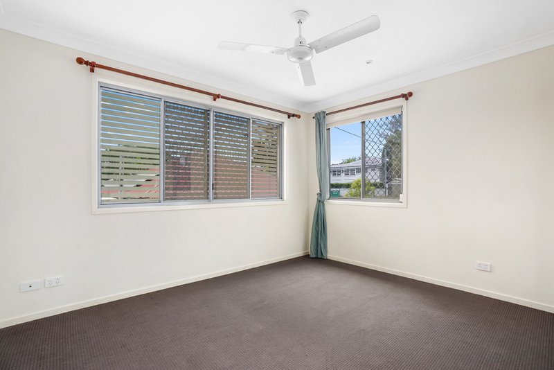 Photo - 49 Station View Street, Mitchelton QLD 4053 - Image 18