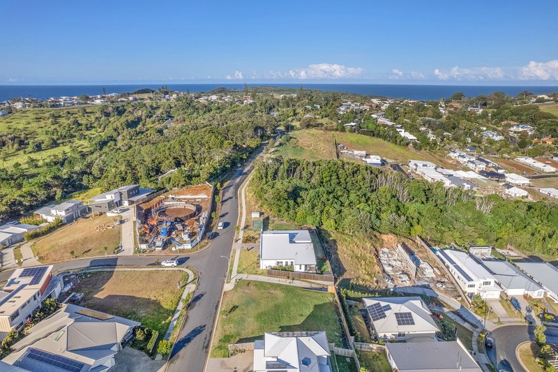 Photo - 49 Stoneyhurst Drive, Lennox Head NSW 2478 - Image 5