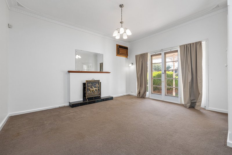 Photo - 49 Strickland Street, Mount Claremont WA 6010 - Image 4