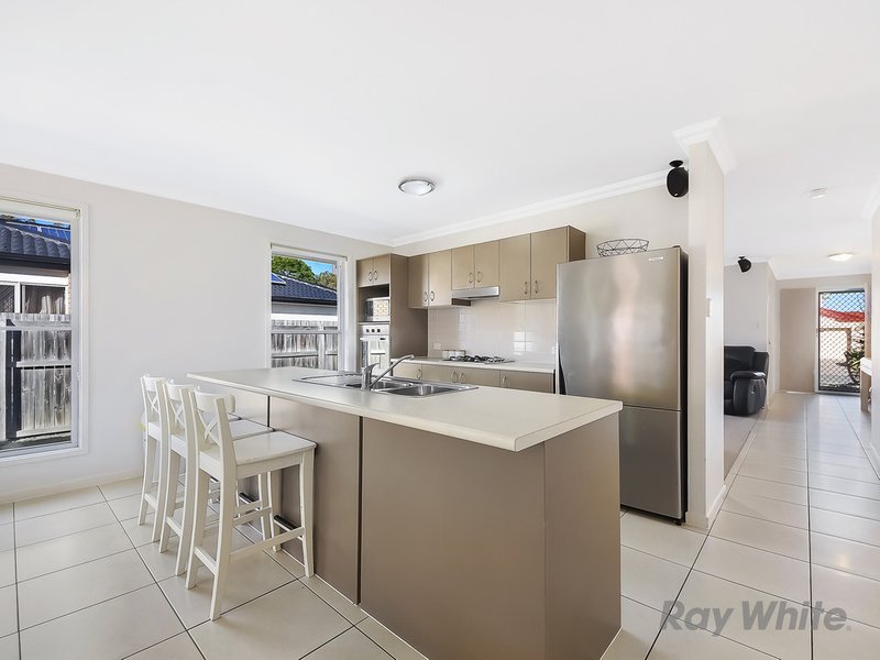 Photo - 49 Strowe Place, Bracken Ridge QLD 4017 - Image 4