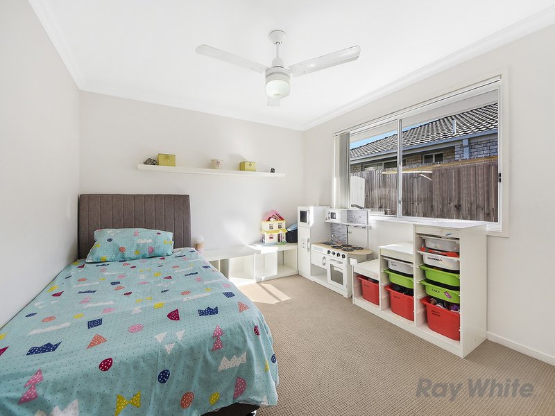 Photo - 49 Strowe Place, Bracken Ridge QLD 4017 - Image 12