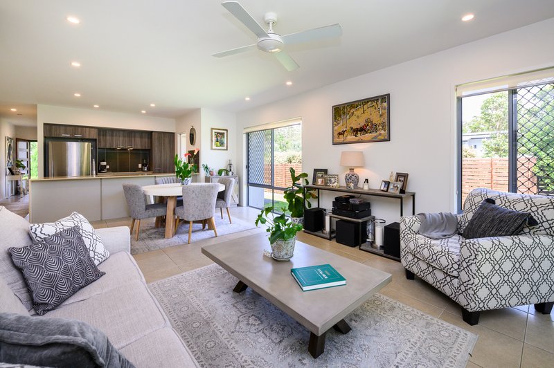 Photo - 49 Sugargum Avenue, Mount Cotton QLD 4165 - Image 2