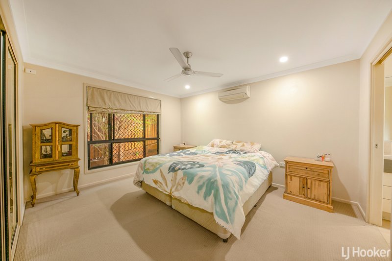 Photo - 49 Sunset Drive, Norman Gardens QLD 4701 - Image 11