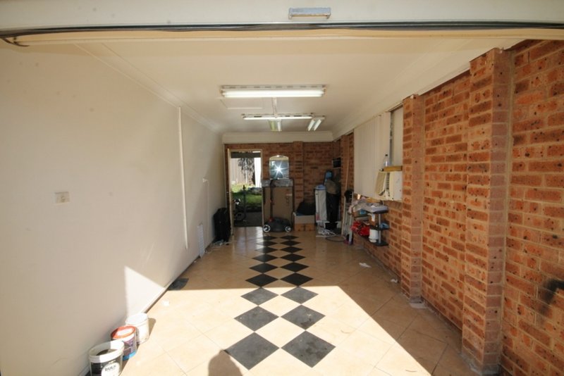 Photo - 49 Swan Circuit, Green Valley NSW 2168 - Image 7