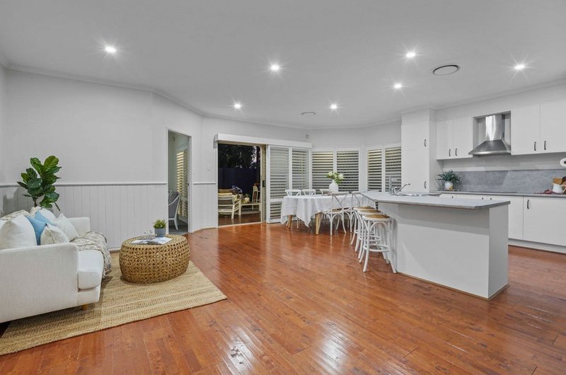 Photo - 49 Talltrees Circuit, Wakerley QLD 4154 - Image 2