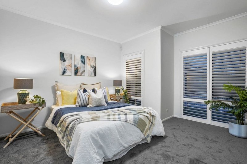 Photo - 49 Talltrees Circuit, Wakerley QLD 4154 - Image 6