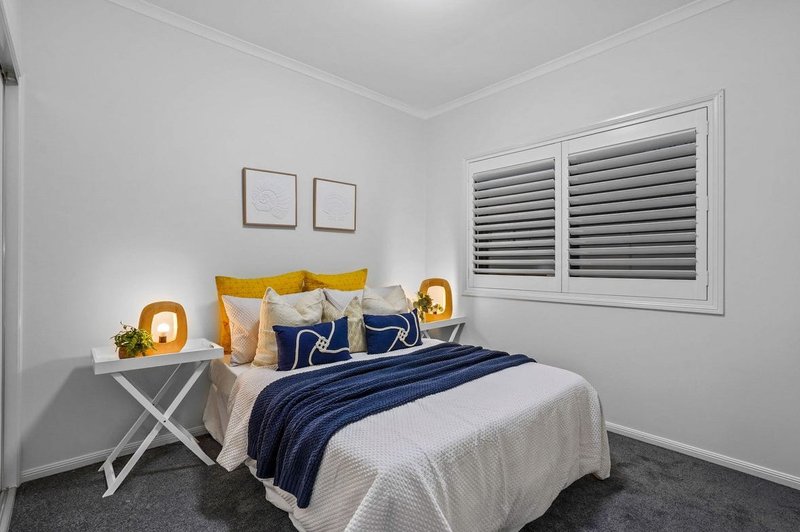 Photo - 49 Talltrees Circuit, Wakerley QLD 4154 - Image 9