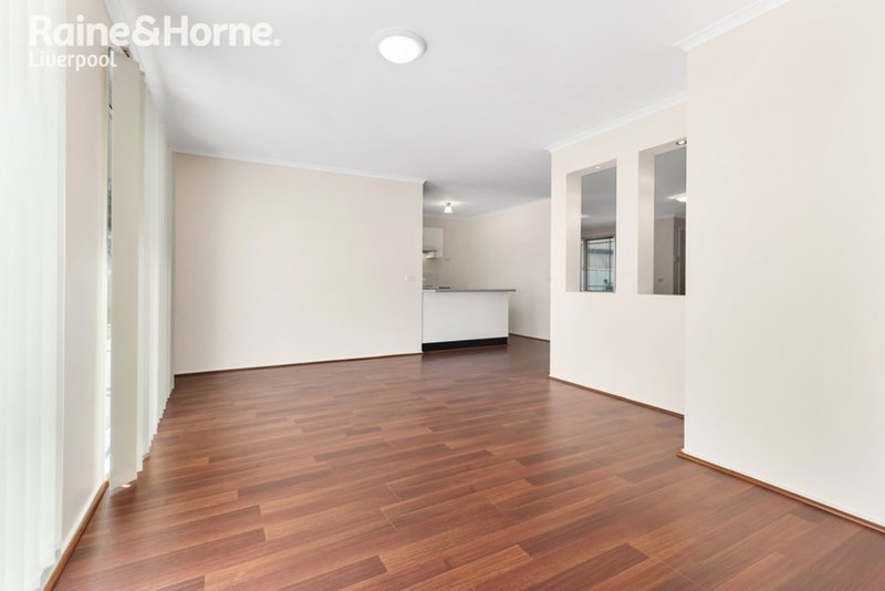 Photo - 49 Tamworth Crescent, Hoxton Park NSW 2171 - Image 3