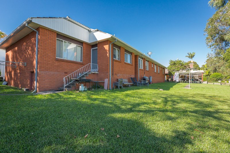 Photo - 49 The Boulevarde , Oak Flats NSW 2529 - Image 4