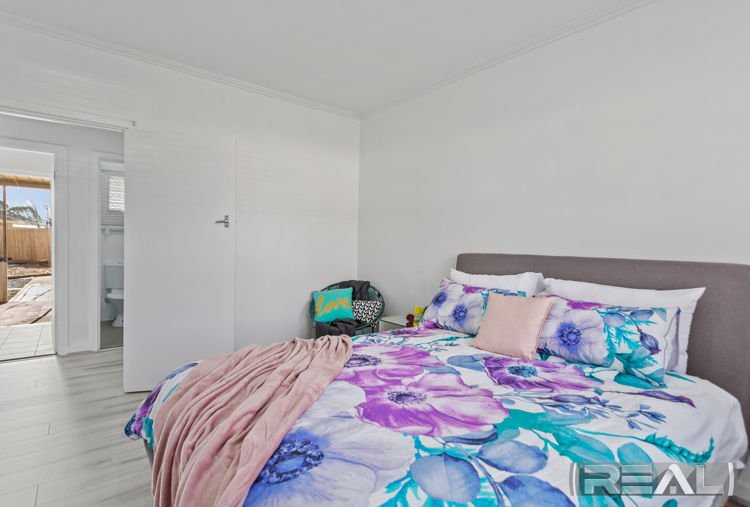 Photo - 49 The Strand , Brahma Lodge SA 5109 - Image 10