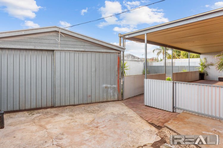 Photo - 49 The Strand , Brahma Lodge SA 5109 - Image 22