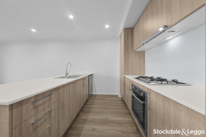 Photo - 49 Thistle Place, South Morang VIC 3752 - Image 1