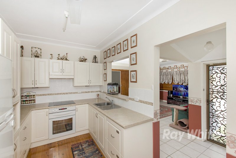 Photo - 49 Turnbull Street, Fennell Bay NSW 2283 - Image 3