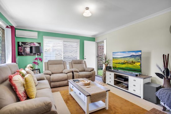 Photo - 49 Turquoise Place, Wavell Heights QLD 4012 - Image 3