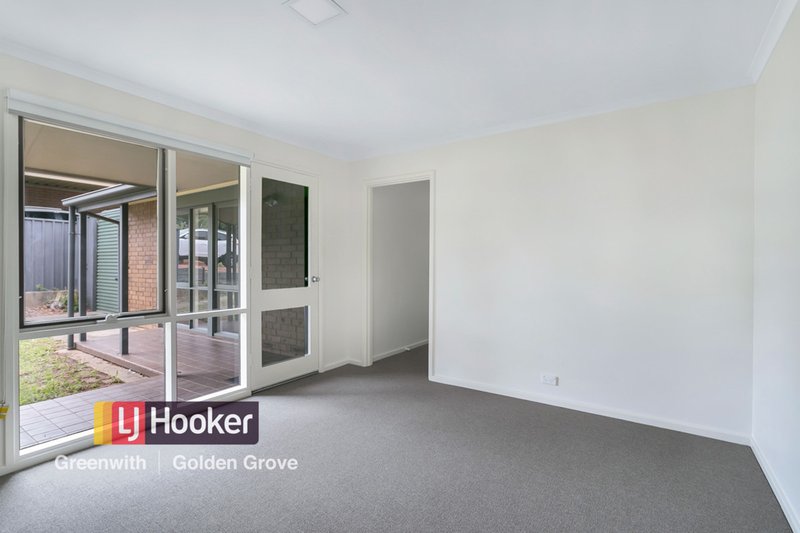 Photo - 49 Underwood Close, Golden Grove SA 5125 - Image 2