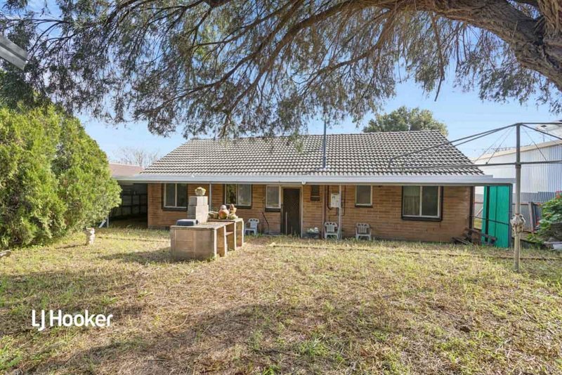 Photo - 49 Valiant Road, Holden Hill SA 5088 - Image 13