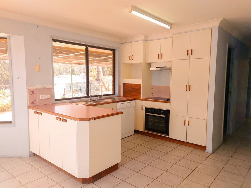 Photo - 49 Valley View Drive, Meringandan West QLD 4352 - Image 3