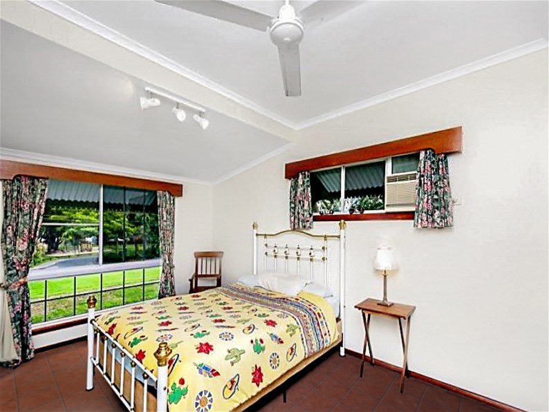 Photo - 4/9 Varese Street, Woree QLD 4868 - Image 5