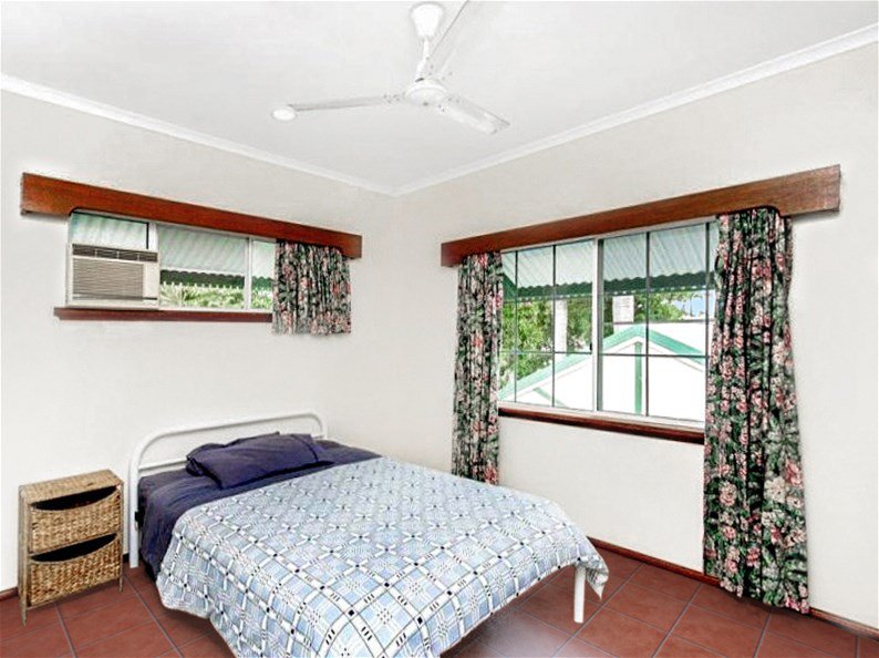 Photo - 4/9 Varese Street, Woree QLD 4868 - Image 6