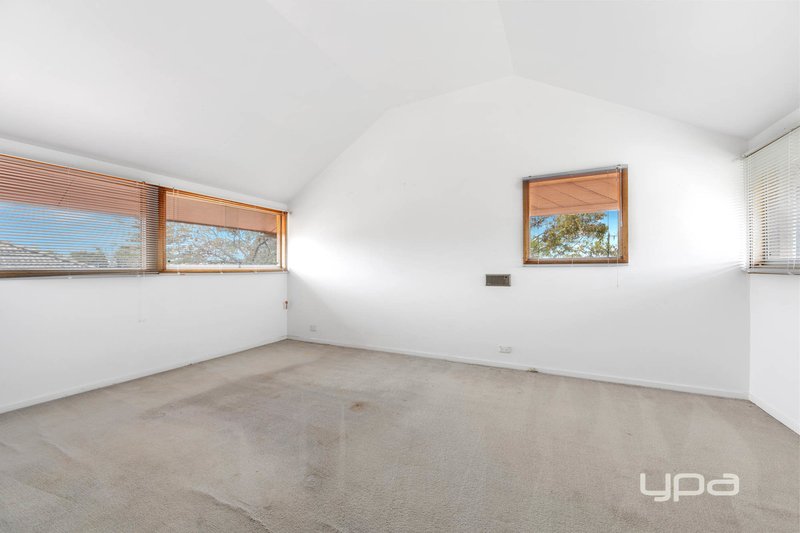 Photo - 49 Walter Street, St Albans VIC 3021 - Image 4