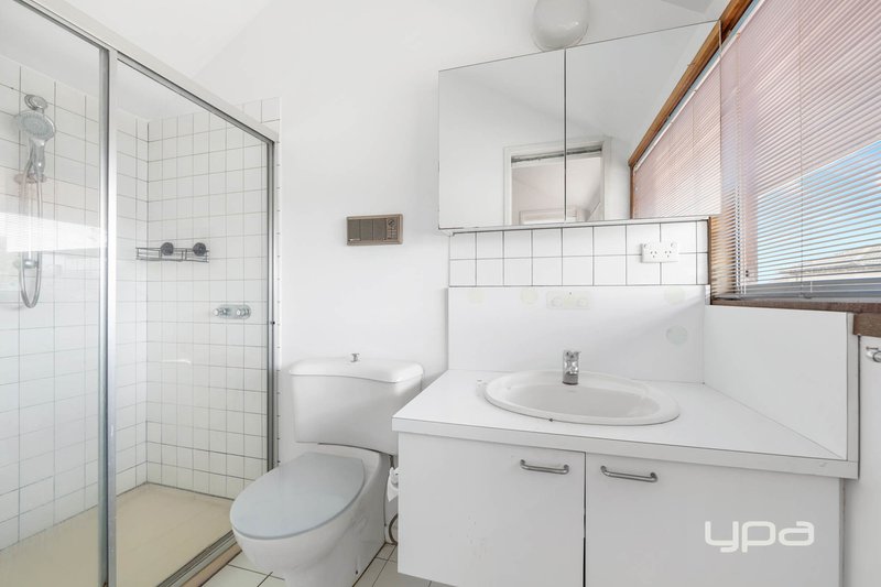 Photo - 49 Walter Street, St Albans VIC 3021 - Image 5