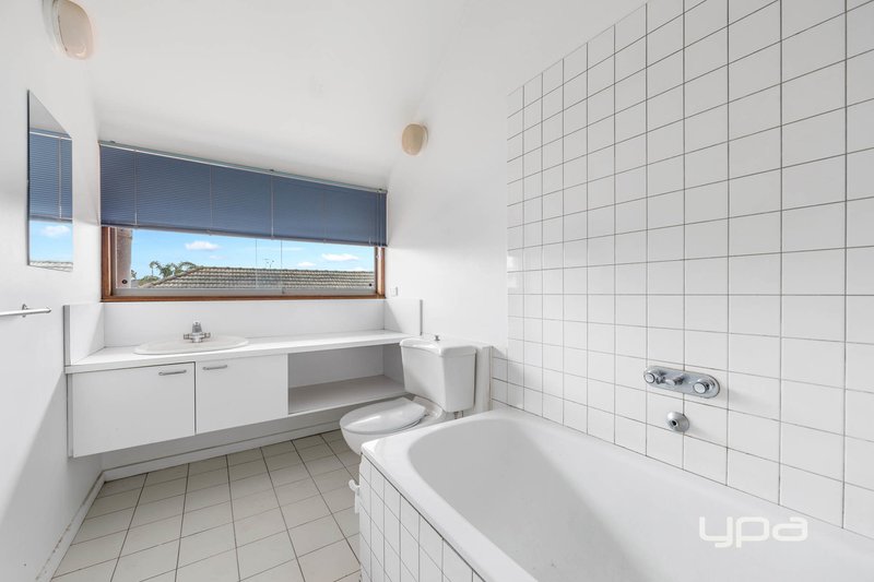 Photo - 49 Walter Street, St Albans VIC 3021 - Image 6