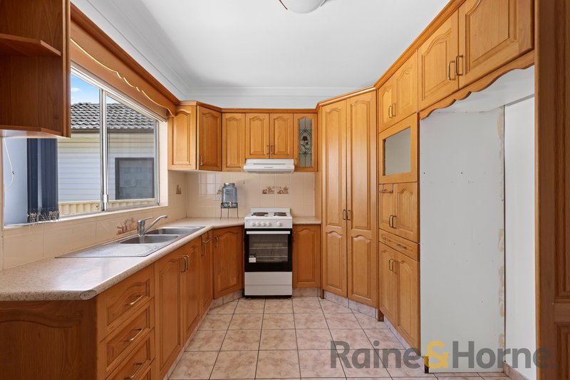 Photo - 49 Waminda Avenue, Campbelltown NSW 2560 - Image 3