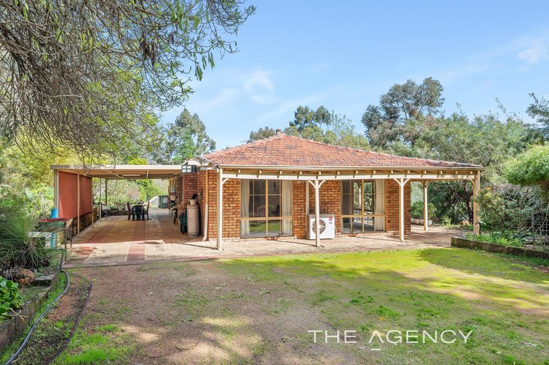 Photo - 49 Waterford Drive, Gidgegannup WA 6083 - Image 5