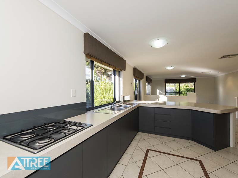 Photo - 49 Waterview Parade, Southern River WA 6110 - Image 15